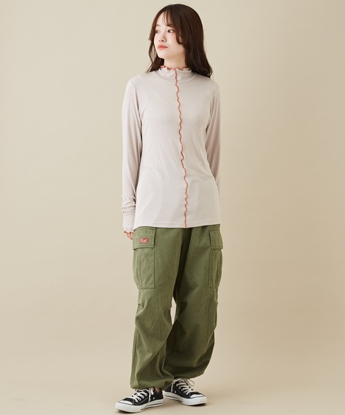 CUBE SUGAR（キューブシュガー）の「無地リブメロウハイネックインナー（Tシャツ/カットソー・レディース・グリーン/ヘザーチャコール/ピンク/ナチュラル・M）」の11枚目の写真