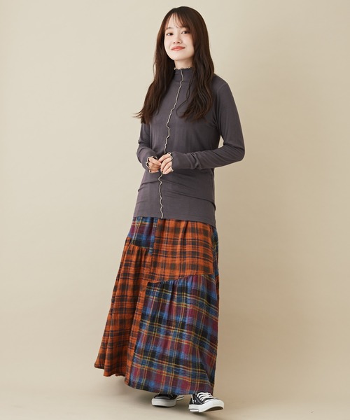 CUBE SUGAR（キューブシュガー）の「無地リブメロウハイネックインナー（Tシャツ/カットソー・レディース・グリーン/ヘザーチャコール/ピンク/ナチュラル・M）」の17枚目の写真