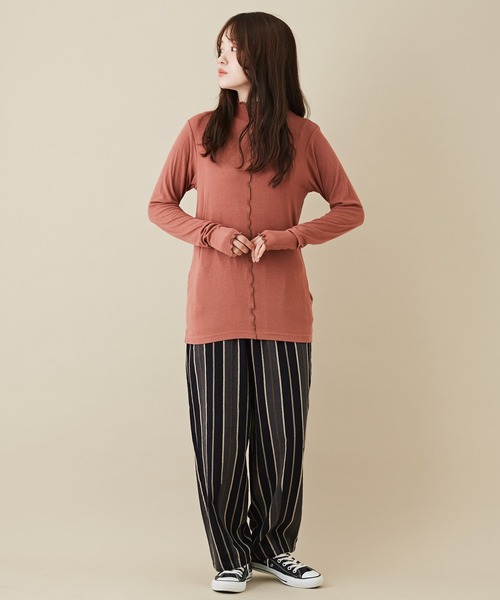 CUBE SUGAR（キューブシュガー）の「無地リブメロウハイネックインナー（Tシャツ/カットソー・レディース・グリーン/ヘザーチャコール/ピンク/ナチュラル・M）」の21枚目の写真