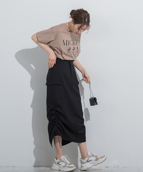 VICKY（ビッキー）の「【今季注目！】シャーリングカーゴストレッチスカート《洗濯機で洗える》（スカート・レディース・ホワイト/カーキ/ブラック・M）」の7枚目の写真