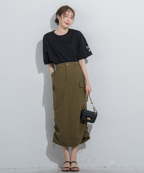 VICKY（ビッキー）の「【今季注目！】シャーリングカーゴストレッチスカート《洗濯機で洗える》（スカート・レディース・ホワイト/カーキ/ブラック・M）」の12枚目の写真