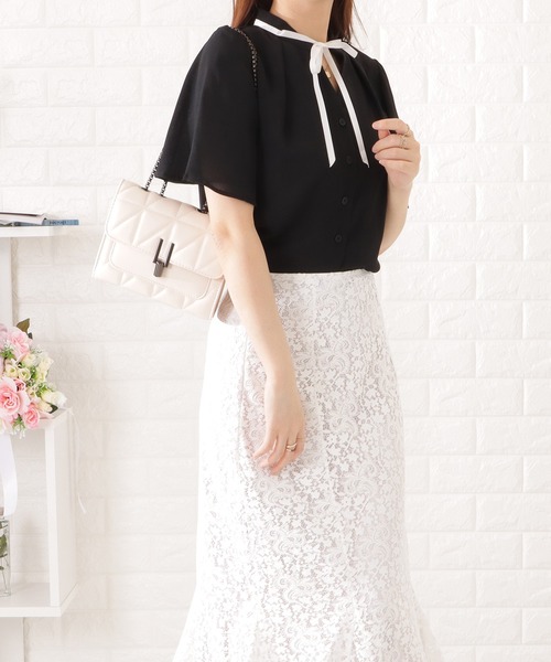 Lace Ladies（レースレディース）の「タック入り半袖ボタンブラウス（シャツ/ブラウス・レディース・ブラック/ベージュ/ネイビー/グレー・S/FREE）」の6枚目の写真