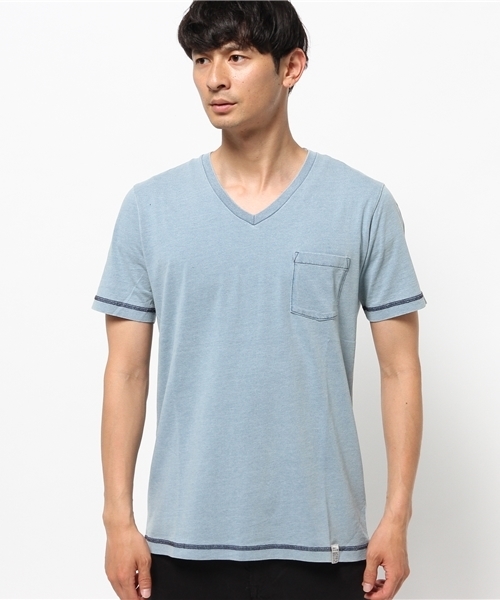 AZUL by moussy（アズールバイマウジー）の「インディゴ天竺Vネック半袖ポケT（Tシャツ/カットソー・メンズ・サックスブルー/ネイビー・X-SMALL/MEDIUM/SMALL/LARGE/X-LARGE/XX-LARGE）」の3枚目の写真
