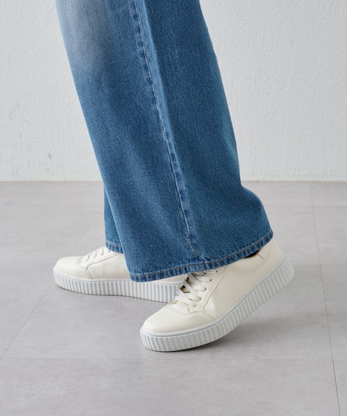 COLONY 2139（コロニートゥーワンスリーナイン）の「フェイクレザー厚底スニーカー（スニーカー・メンズ・ブラック/ホワイト・LARGE/MEDIUM）」の5枚目の写真