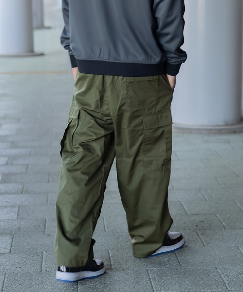 SlashDate(スラッシュデイト)の「TCツイルカーゴイージーパンツ/ワイドシルエット(カーゴパンツ・メンズ・カーキ/ブラック/ベージュ・M/L/XL)」の17枚目の写真