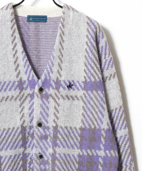 BEVERLY HILLS POLO CLUB（ビバリーヒルズポロクラブ）の「BEVERLY HILLS POLO CLUB/ビバリーヒルズポロクラブ オーバーサイズ モヘアライク ロゴ ワンポイント刺繍 無地 チェック ニットカーディガン（カーディガン/ボレロ・レディース・ブラック/サックスブルー/ブラウン系その他/イエロー系その他/グレー系その他/レッド/ベージュ/ミント/ラベンダー/ブルー系その他/ブラック系その他/オレンジ系その他/ブルー系その他2/ブルー系その他3/ピンク系その他/ベージュ系その他/パープル系その他/ピンク/グレー系その他2/グレー系その他3/グリーン系その他/グリーン系その他2/オレンジ/ブラック系その他2/ブルー系その他4/ブルー系その他5/グレー/ブラウン系その他2/ホワイト系その他/ブラウン系その他3/ライトグリーン/グレー系その他4/ピンク系その他2・M/L/LL）」の2枚目の写真