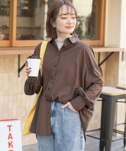 ad thie(アドティエ)の「オーバーサイズ ピーチスキンシャツ(シャツ/ブラウス・レディース・ナチュラル/ピンク/ブルー/ブラック/ダークブラウン/カーキ・MEDIUM/LARGE)」の11枚目の写真