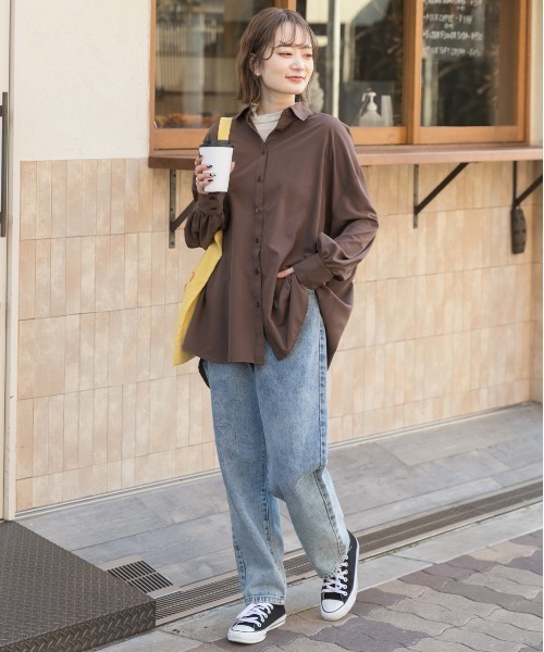 ad thie(アドティエ)の「オーバーサイズ ピーチスキンシャツ(シャツ/ブラウス・レディース・ナチュラル/ピンク/ブルー/ブラック/ダークブラウン/カーキ・MEDIUM/LARGE)」の12枚目の写真