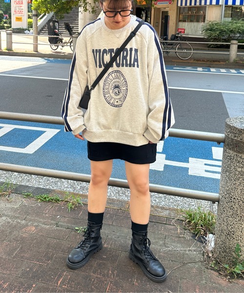 kutir（クティール）の「裏起毛ラインスウェットプルオーバー（スウェット・レディース・ブラック/オートミール/ネイビー・FREE）」の16枚目の写真