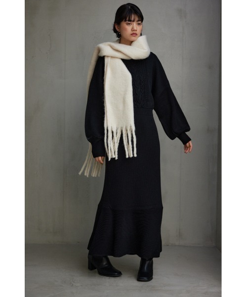 AZUL by moussy(アズールバイマウジー)の「フラッフィーストール(ストール/ショール・レディース・マルチ/ブルー/ブルー系その他/アイボリー・FREE)」の9枚目の写真