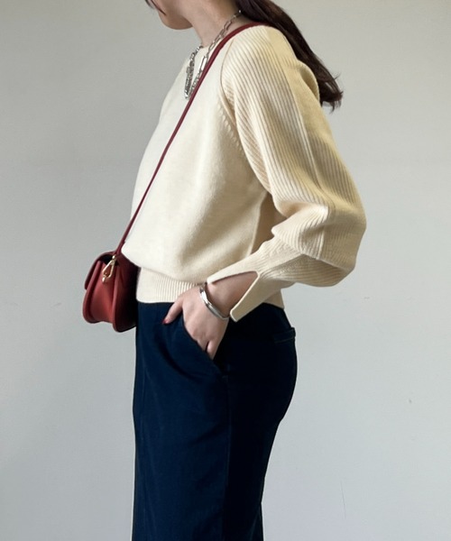 un dix cors（アンディコール）の「袖畦クルーネックニット（ニット/セーター・レディース・モカ/アイボリー/レッド・FREE）」の20枚目の写真