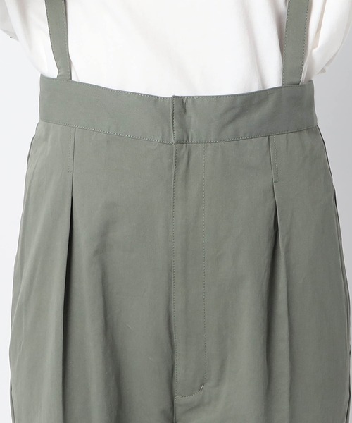 Grand PARK（グランドパーク）の「ハイウエスト　チノサロペット（チノパンツ・レディース・ベージュ/カーキ・FREE）」の4枚目の写真