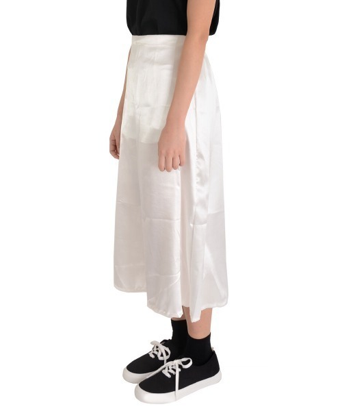 i-dare(アイディア)の「【i-dare】サテン ロングスカート(スカート・レディース・ホワイト/ピンク・LARGE/SMALL/MEDIUM)」の8枚目の写真