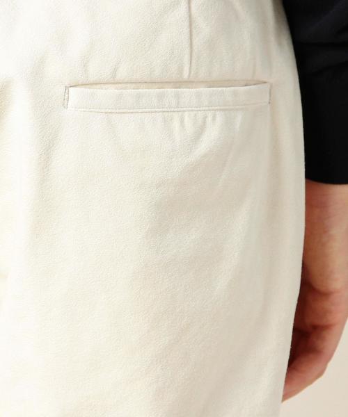 BEAUTY&YOUTH UNITED ARROWS（ビューティーアンドユースユナイテッドアローズ）の「BY フェイクスエード ノープリーツ ショートパンツ ◆（その他パンツ・メンズ・ベージュ/オフホワイト・LARGE/SMALL/X-LARGE/MEDIUM）」の13枚目の写真