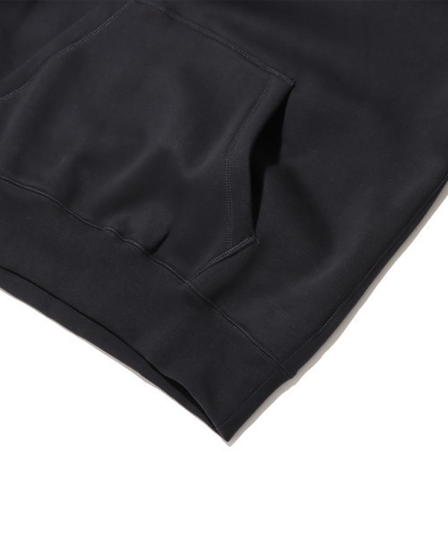 NIKE(ナイキ)の「NIKE Men's Pullover Hoodie / ナイキ メンズ・プルオーバー・フーディ 【SP】(パーカー・メンズ・ブラック/グレー/グリーン・M/L/XL/S/XXL)」の18枚目の写真