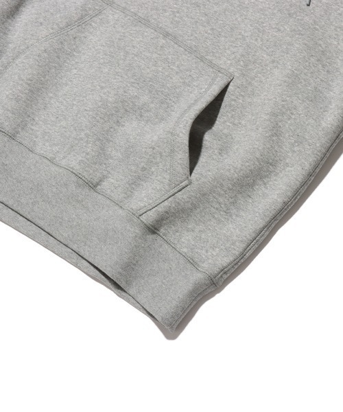 NIKE(ナイキ)の「NIKE Men's Pullover Hoodie / ナイキ メンズ・プルオーバー・フーディ 【SP】(パーカー・メンズ・ブラック/グレー/グリーン・M/L/XL/S/XXL)」の16枚目の写真