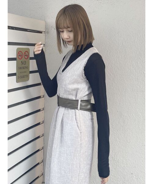 MURUA（ムルーア）の「シアータートルネックカットソー（Tシャツ/カットソー・レディース・ブラック/ホワイト/ブルー/ライトイエロー・FREE）」の8枚目の写真