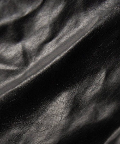 me+em select(ミームセレクト)の「※ヴィンテージフェイクレザーツータックワイドカーゴパンツ / vintage fake leather 2tuck wIde cargo pants(カーゴパンツ・レディース・ブラック・SMALL/MEDIUM/LARGE)」の15枚目の写真