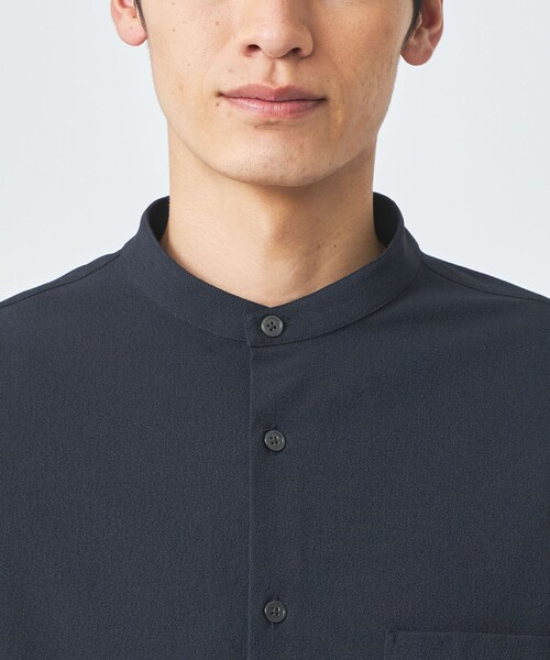 green label relaxing(グリーンレーベルリラクシング)の「FREELITCH ジャストルーズ バンドカラー シャツ -2WAYストレッチ・防シワ・吸水速乾-(シャツ/ブラウス・メンズ・ネイビー/ブラック・M/S/L/XL)」の13枚目の写真