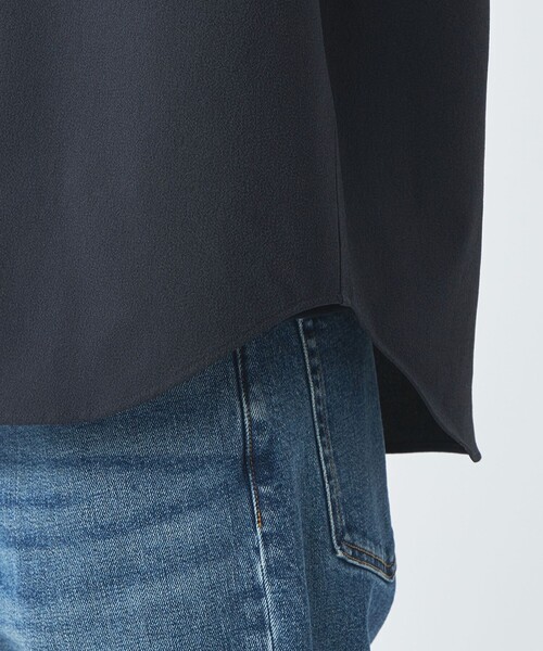 green label relaxing(グリーンレーベルリラクシング)の「FREELITCH ジャストルーズ バンドカラー シャツ -2WAYストレッチ・防シワ・吸水速乾-(シャツ/ブラウス・メンズ・ネイビー/ブラック・M/S/L/XL)」の15枚目の写真