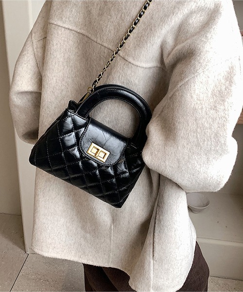 LA VORAGINE(ラ ヴォラジネ)の「2wayチェーンショルダーハンドバッグ(ショルダーバッグ・レディース・ブラック/ブラウン/ダークブラウン/レッド・FREE)」の2枚目の写真