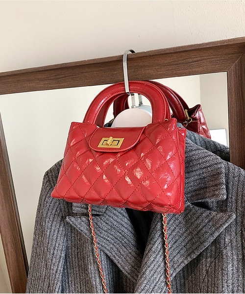 LA VORAGINE(ラ ヴォラジネ)の「2wayチェーンショルダーハンドバッグ(ショルダーバッグ・レディース・ブラック/ブラウン/ダークブラウン/レッド・FREE)」の9枚目の写真