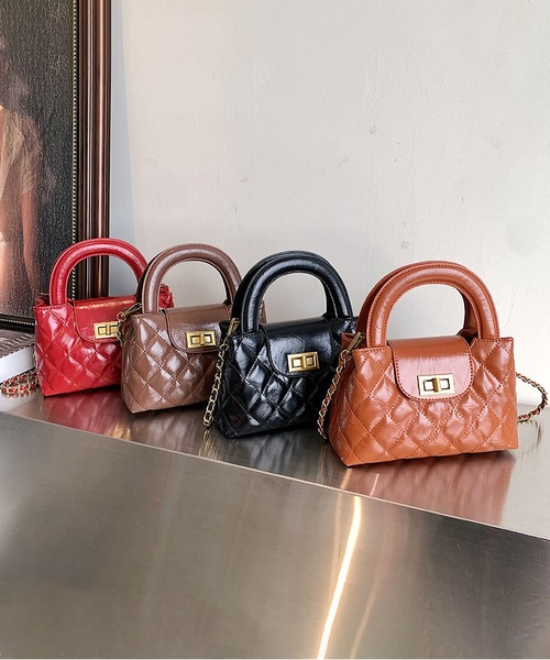 LA VORAGINE(ラ ヴォラジネ)の「2wayチェーンショルダーハンドバッグ(ショルダーバッグ・レディース・ブラック/ブラウン/ダークブラウン/レッド・FREE)」の16枚目の写真