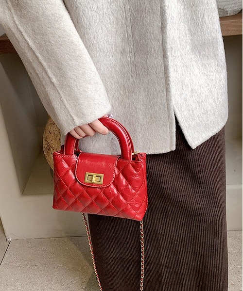 LA VORAGINE(ラ ヴォラジネ)の「2wayチェーンショルダーハンドバッグ(ショルダーバッグ・レディース・ブラック/ブラウン/ダークブラウン/レッド・FREE)」の12枚目の写真