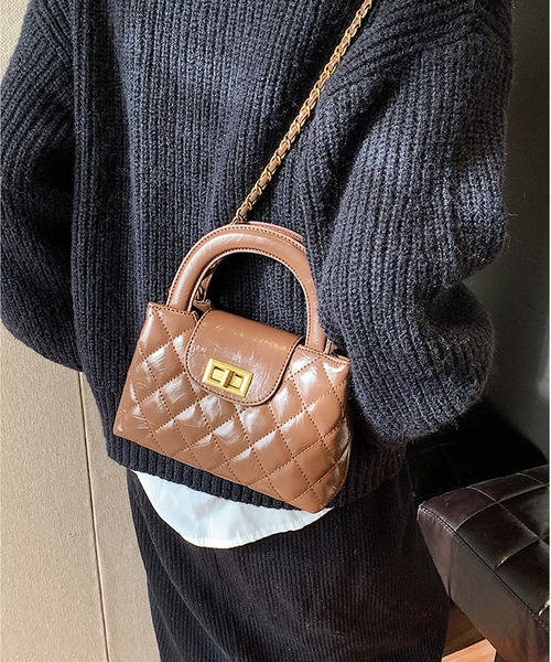LA VORAGINE(ラ ヴォラジネ)の「2wayチェーンショルダーハンドバッグ(ショルダーバッグ・レディース・ブラック/ブラウン/ダークブラウン/レッド・FREE)」の14枚目の写真