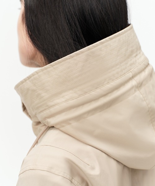 AIGLE(エーグル)の「透湿防水 フィッシュテールフーデッドジャケット / マウンテンパーカー(マウンテンパーカー・レディース・レッド系その他/ホワイト/モスグリーン/ネイビー/ライトブラウン/レッド/ベージュ/ブラウン・36/34/38/40/35)」の20枚目の写真