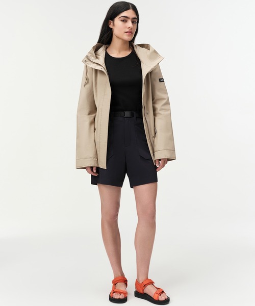 AIGLE(エーグル)の「透湿防水 フィッシュテールフーデッドジャケット / マウンテンパーカー(マウンテンパーカー・レディース・レッド系その他/ホワイト/モスグリーン/ネイビー/ライトブラウン/レッド/ベージュ/ブラウン・36/34/38/40/35)」の21枚目の写真