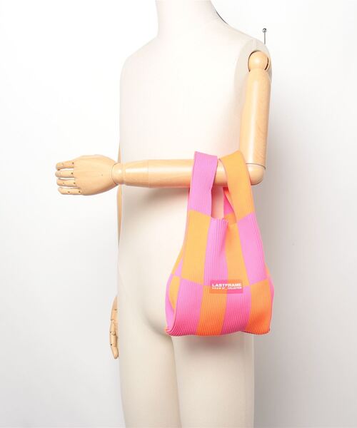 LASTFRAME（ラストフレーム）の「LASTFRAME/ラストフレーム/MACRO ICHIMATSU MARKET BAG SMALL（トートバッグ・レディース・オレンジ/モスグリーン・F）」の6枚目の写真