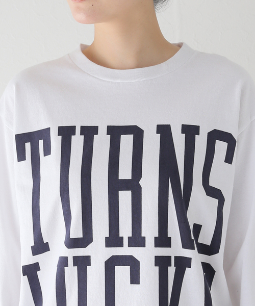 journal standard luxe プリントリメイクリブロンT ロゴ プリントリメイクリブロンT TURNS LUCKS(Tシャツ/カットソー