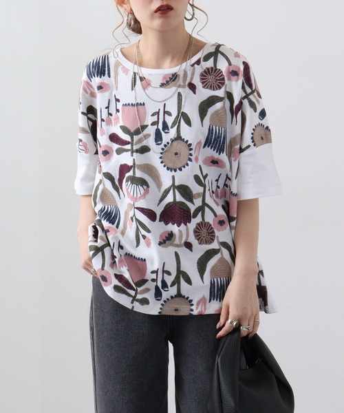 tシャツ EMAGO 北欧花刺繍Tシャツ レディース EMAGO 北欧花刺繍Tシャツ（Tシャツ/カットソー）｜Emago（イマゴ