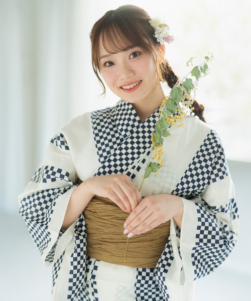 CELEN（セレン）の「【1人で着られる浴衣4点セット】浴衣・兵児帯・腰紐2本《粋な涼風浴衣》（浴衣・レディース・その他5/その他4/その他7/その他6/その他1/その他2/その他3/その他12/その他14/その他8/その他10/その他11/ブルー系/パープル系/ホワイト系2/ホワイト系1・FREE）」の17枚目の写真