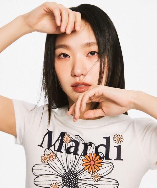 Mardi Mercredi（マルディメクルディ）の「CROPPED TSHIRT