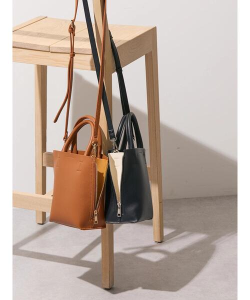 AMERICAN HOLIC(アメリカンホリック)の「サイドZIP2WAY合皮ミニBAG(エコバッグ/サブバッグ・レディース・キャメル/ブラック・FREE)」の22枚目の写真