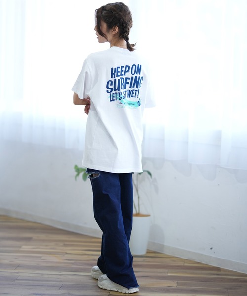 ムラサキスポーツ(ムラサキスポーツ)の「ALOHA PEOPLE/アロハピープル 半袖 Tシャツ バックプリント KEEP ON SURF MOAP24SL011(Tシャツ/カットソー・レディース・ホワイト×ブルー/ホワイト×グリーン・L/M)」の16枚目の写真