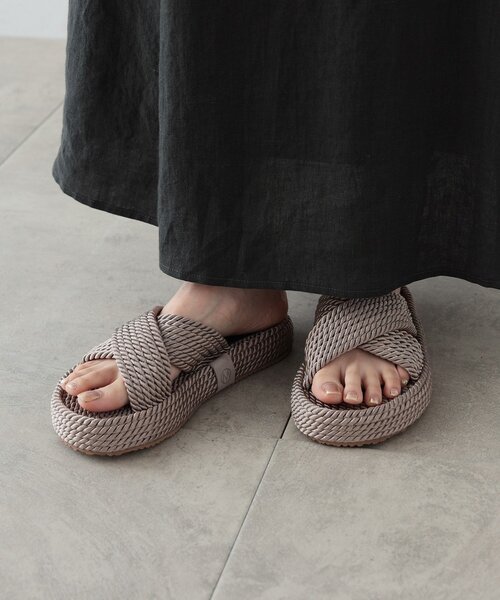 GALLEST（ギャレスト）の「◆【VINILO】フラットサンダル（サンダル・レディース・ブラウン/ライトベージュ/グレー・45/35）」の11枚目の写真