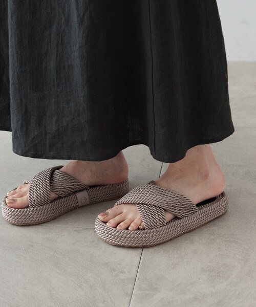 GALLEST（ギャレスト）の「◆【VINILO】フラットサンダル（サンダル・レディース・ブラウン/ライトベージュ/グレー・45/35）」の12枚目の写真