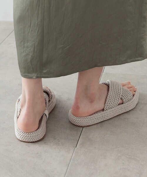 GALLEST（ギャレスト）の「◆【VINILO】フラットサンダル（サンダル・レディース・ブラウン/ライトベージュ/グレー・45/35）」の16枚目の写真