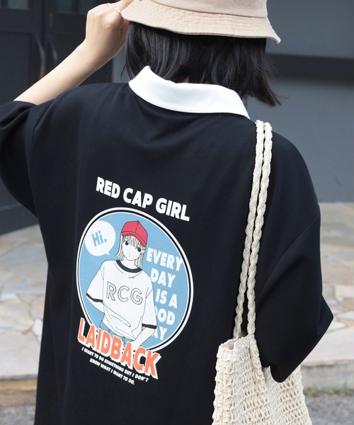 Red Cap Girl（レッドキャプガール）の「【Red Cap Girl／レッドキャップガール】ワンポイント刺繍＆バックBIGガールイラストデザイン ポンチ半袖ハーフジップ/ビッグシルエット/接触冷感（ポロシャツ・メンズ・ホワイト/ブラック/サックスブルー・M/L）」の5枚目の写真