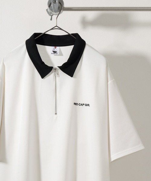 Red Cap Girl（レッドキャプガール）の「【Red Cap Girl／レッドキャップガール】ワンポイント刺繍＆バックBIGガールイラストデザイン ポンチ半袖ハーフジップ/ビッグシルエット/接触冷感（ポロシャツ・メンズ・ホワイト/ブラック/サックスブルー・M/L）」の22枚目の写真