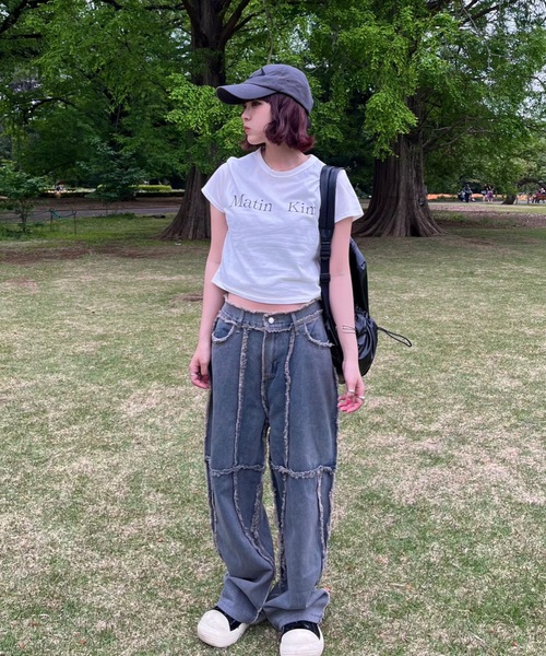 shesame(シーセム)の「フリンジ加工デニム(デニムパンツ・レディース・インディゴブルー・MEDIUM/LARGE)」の10枚目の写真