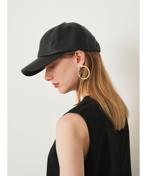 ELENDEEK（エレンディーク）の「フェイクレザーキャップ（キャップ・レディース・オフホワイト/グレー/ブラック・FREE）」の5枚目の写真