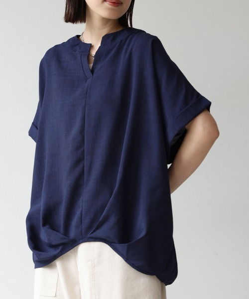 Bou Jeloud（ブージュルード）の「麻ライクキーネックブラウス（シャツ/ブラウス・レディース・イエロー/ネイビー/グリーン/ホワイト・FREE）」の3枚目の写真