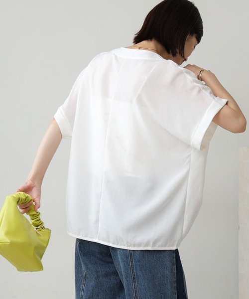 Bou Jeloud（ブージュルード）の「麻ライクキーネックブラウス（シャツ/ブラウス・レディース・イエロー/ネイビー/グリーン/ホワイト・FREE）」の13枚目の写真