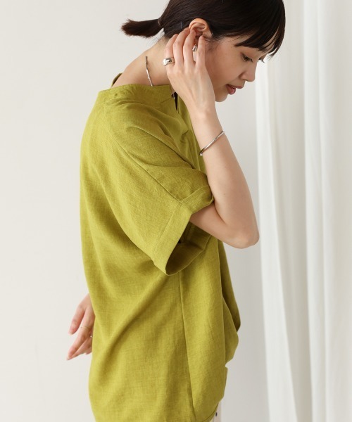 Bou Jeloud（ブージュルード）の「麻ライクキーネックブラウス（シャツ/ブラウス・レディース・イエロー/ネイビー/グリーン/ホワイト・FREE）」の18枚目の写真