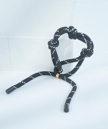 macaroni edge（マカロニエッジ）の「〈macaroni edge/マカロニエッジ〉推し色 ブレスレット パラコードチャーム（チャーム）」