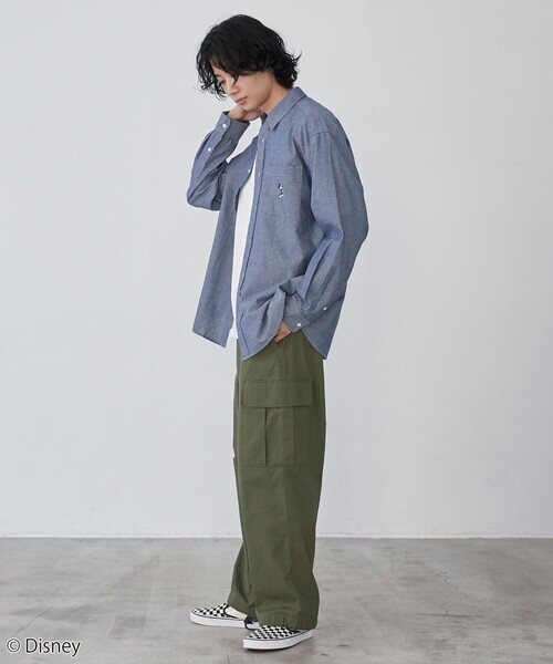 Disney（ディズニー）の「coen限定／Disney（ディズニー）ダンガリーシャツ（シャツ/ブラウス・メンズ・ブラック/ネイビー・XL/M/L）」の13枚目の写真